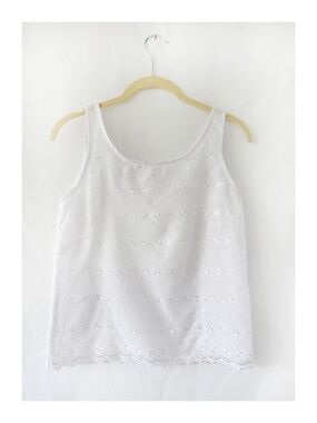 Vintage White  Eyelet Tank XS
